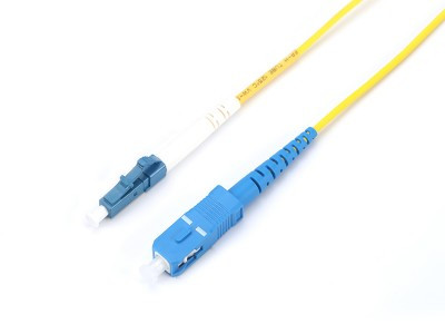 Оптический патчкорд LC/UPC - SC/UPC, симплексный, 10 метров Оптический патчкорд LC/UPC - SC/UPC, симплексный, 10 метров